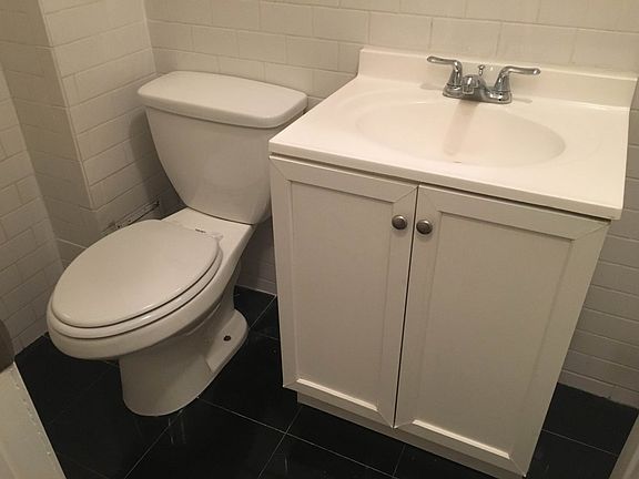 5th image of 2302 7th Ave APT 2S