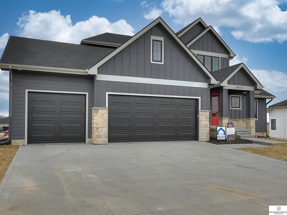 1st image of 20612 Llison Ave