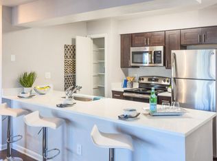 4860 Cypress Woods Dr #1M, Orlando, FL 32811