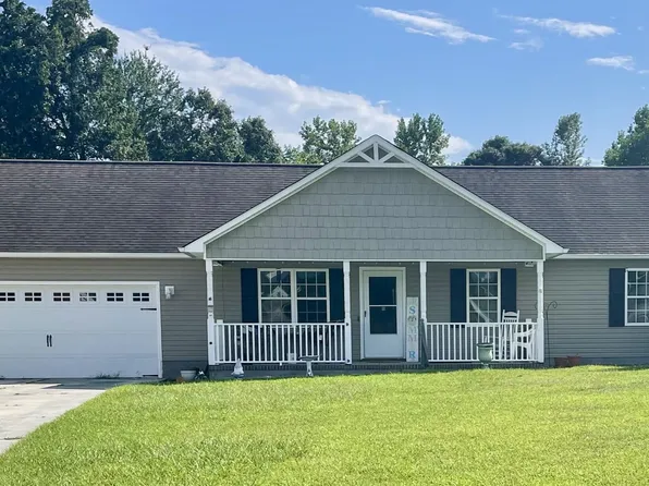 702 Buster Court, Jacksonville, NC 28540