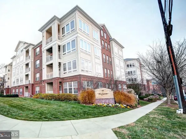 801 S Greenbrier St APT 420, Arlington, VA 22204