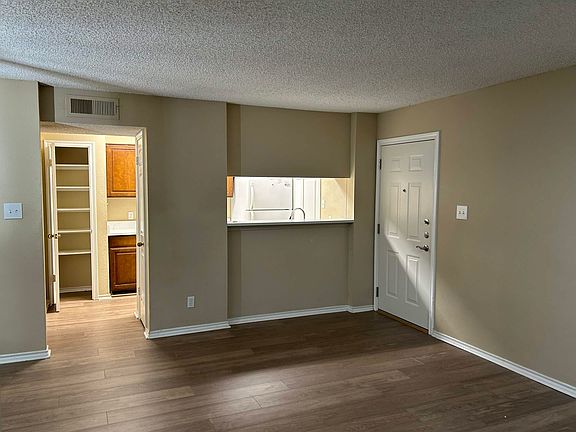 4th image of 13130 Blanco Rd APT 207