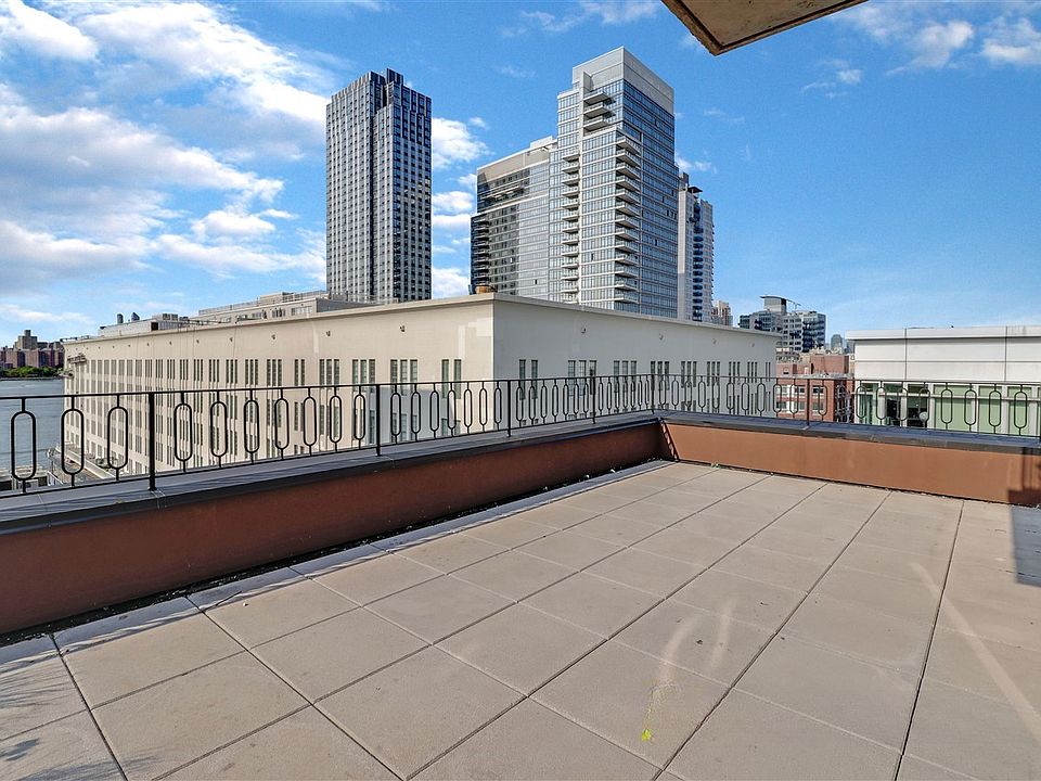 1st image of 187 Kent Ave #608