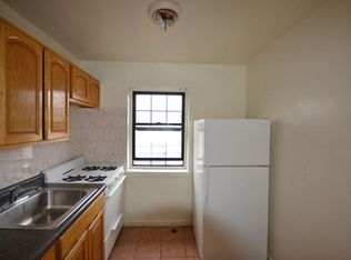 7922 147th St, Flushing, NY 11367
