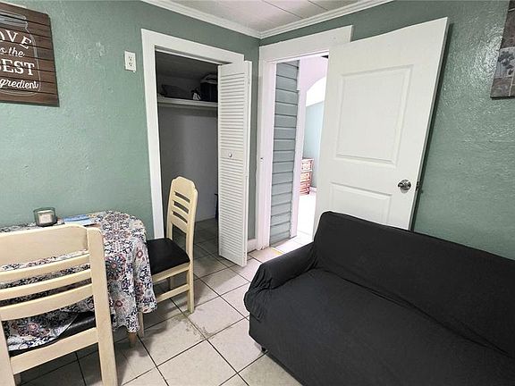 5th image of 2031 4TH STREET