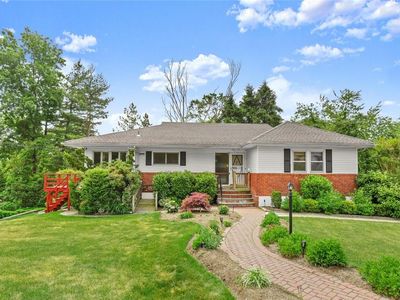 17 Sara Lane, New Rochelle, NY, 10804