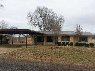 301 Ward St, Maud, TX 75567