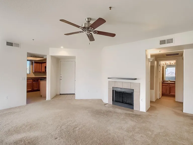 4925 E Desert Cove Ave #354 — Photo 8