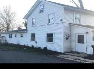38 Oak St, Salem, NJ 08079
