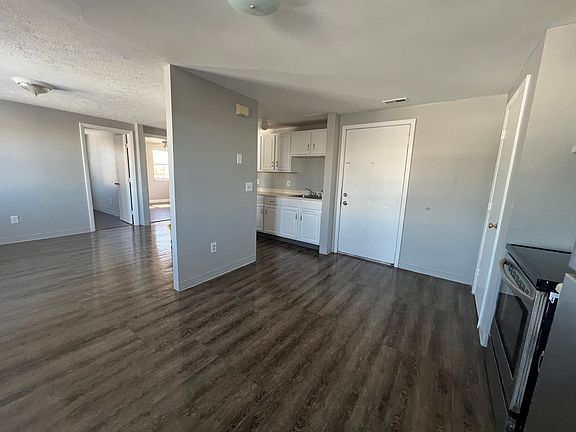 2nd image of 26 Ledge St #26B
