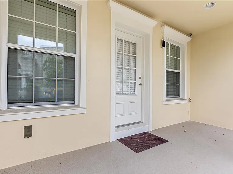 2046 Prospect Ave #1 — Photo 32