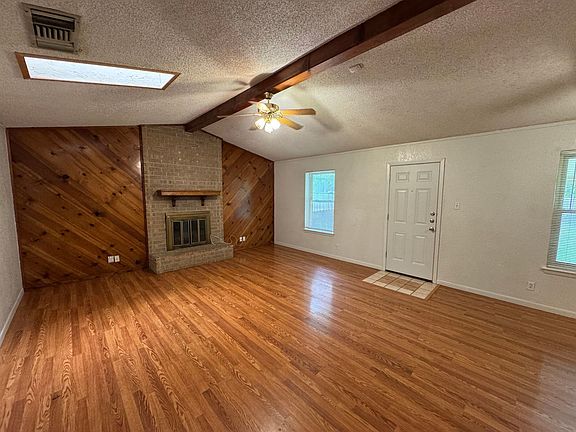 2nd image of 1803 Fairway Dr