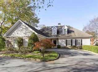 27 Ridgemere Trce, Sandy Springs, GA 30328