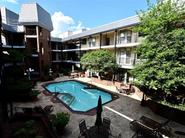 8610 Turtle Creek Blvd APT 206, Dallas, TX 75225