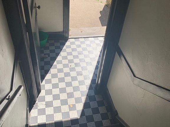 3rd image of 7734 S Cornell Ave