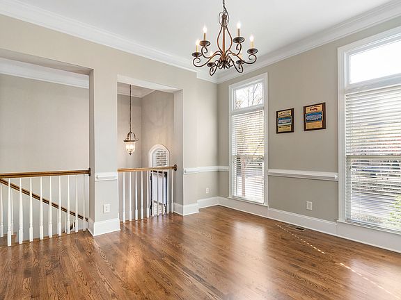 5th image of 3133 Neal Ct