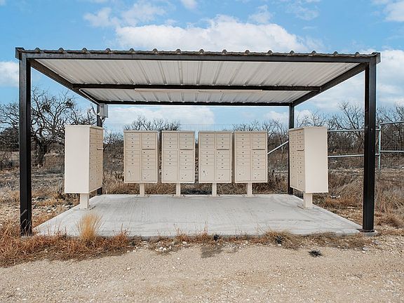 3rd image of 9290 Buck Rdg