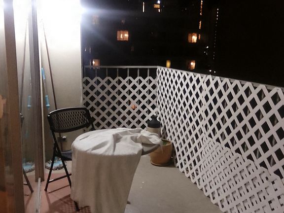 2nd image of 2355 Ala Wai Blvd APT 907