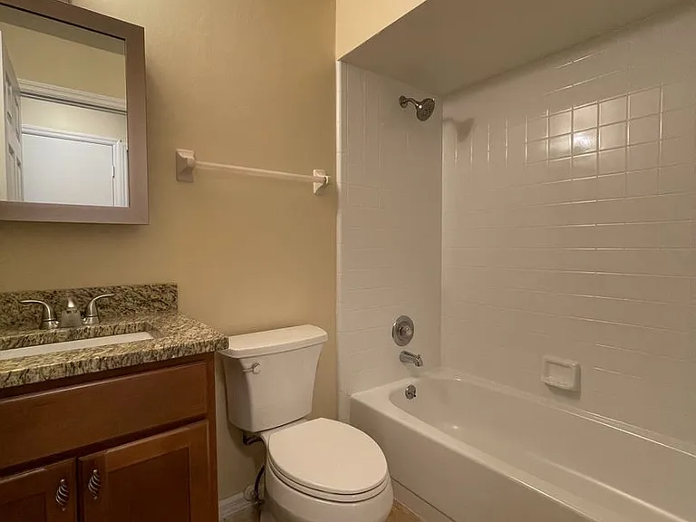 2612 Adela Ave — Photo 7