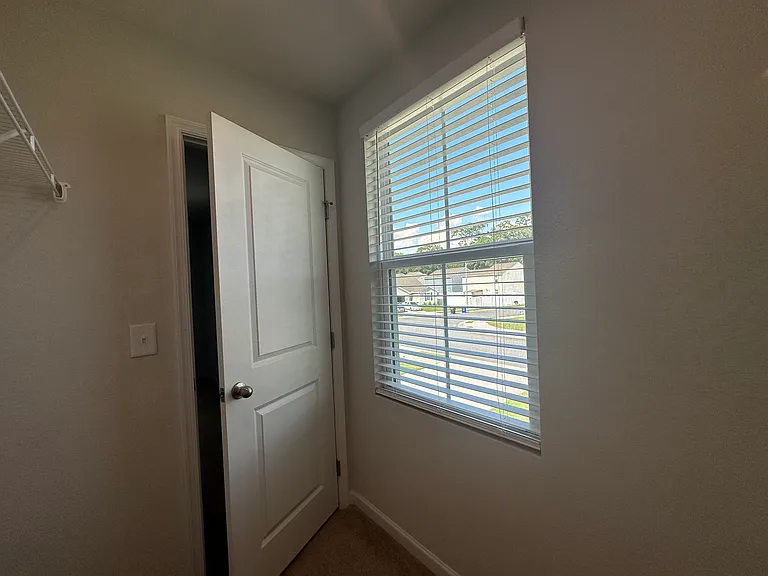 304 Forecastle St — Photo 24