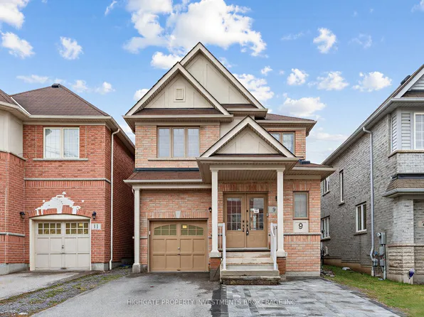 9 Barnham St, Ajax, ON L1Z 0M5
