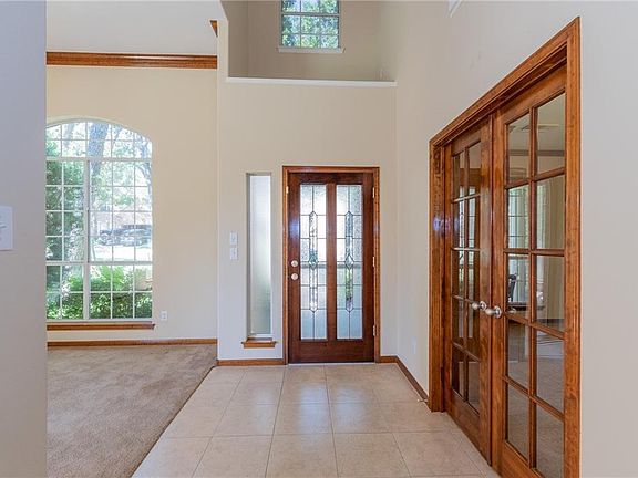 3rd image of 2316 Berwick Dr