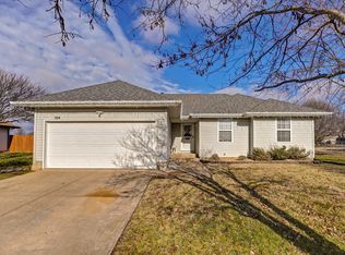 104 Holly Ridge Rd, Willard, MO 65781