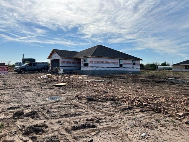 2nd image of 1120 Center Ct