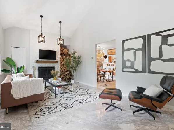 7702 Cheltenham Ave, Glenside, PA 19038