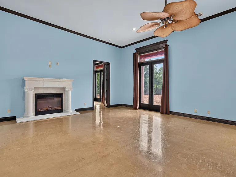 3847 Tupelo Ln #A — Photo 2