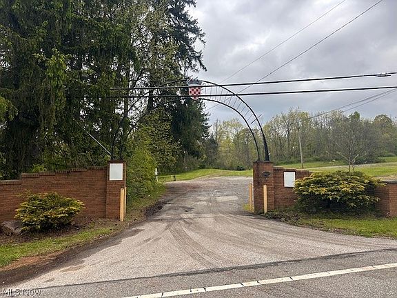2nd image of 10022 Mulberry Rd