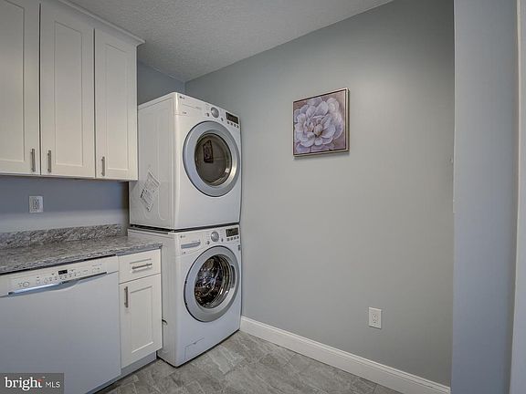 5th image of 3705 S George Mason Dr APT 1410S