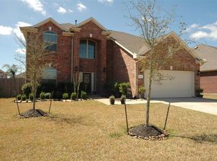 1728 N Meridian Greens Dr, Dickinson, TX 77539