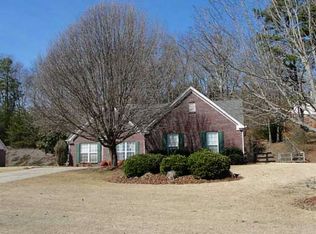 7035 Valley Forest Dr, Cumming, GA 30041