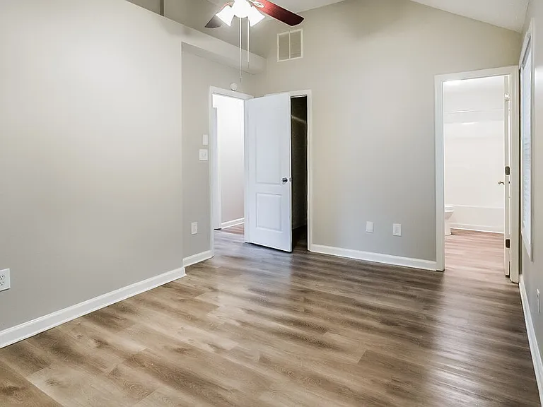 4925 Brookwood Pl — Photo 12