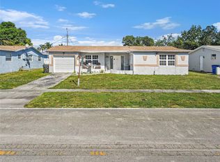 3940 NW 34th Ave, Lauderdale Lakes, FL 33309