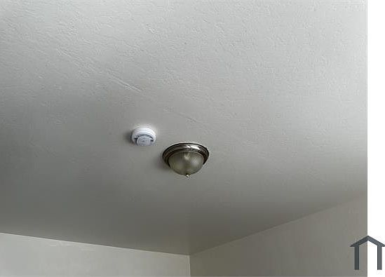 5th image of 3962 Hamilton Ave #0