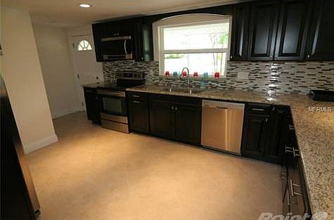 5th image of 2627 Gulf Gate Dr