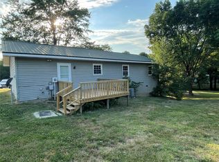 10664 Wagon Trl, Dexter, MO 63841