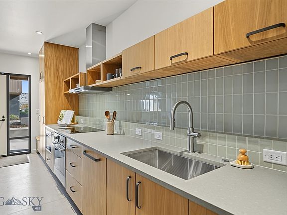 5th image of 545 E Aspen St #B