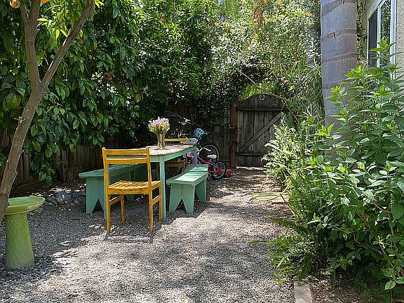 4th image of 1741 Burnett Way