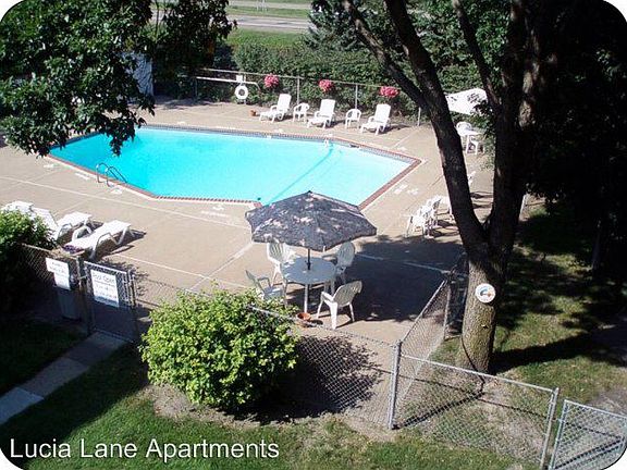 3rd image of 6670 Lucia Ln NE APT 9
