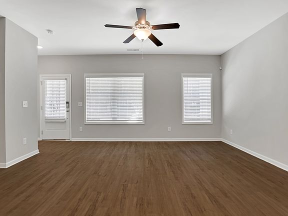 4th image of 1954 Sanford Dr NW