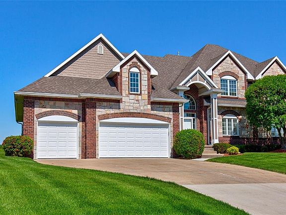 2nd image of 1173 Glen Oaks Dr