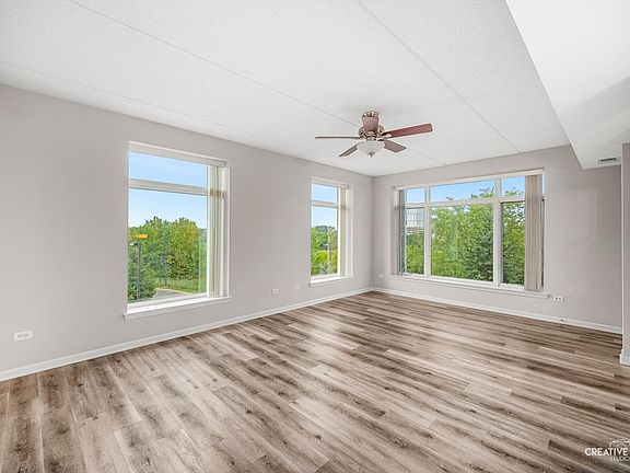 5th image of 845 E 22nd St APT 305