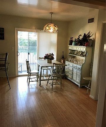 4th image of 5814 Cahill Ave