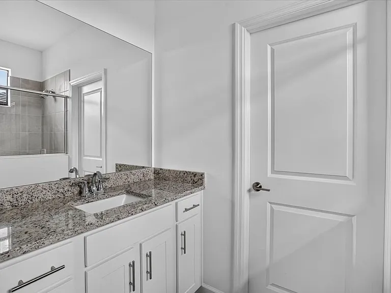 5316 Crystal Harbor Cv — Photo 24