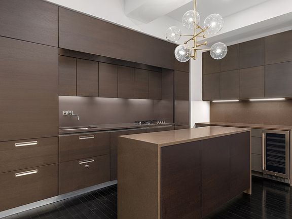 5th image of 20 Pine St APT 1211