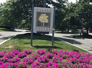 33 Colleen Ct, Kendall Park, NJ 08824