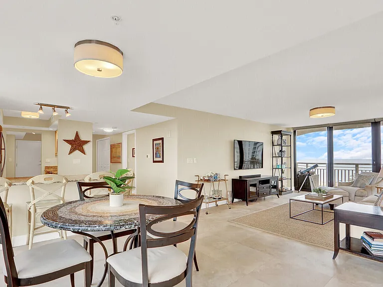 3000 N Ocean Dr #7H — Photo 8